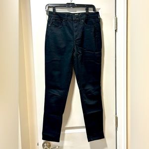 Universal Thread jeans